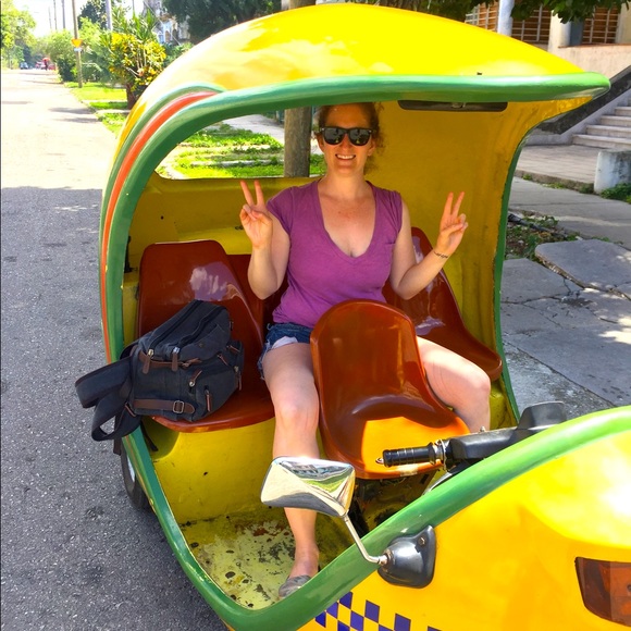 Meet your Posher, Jessica! Make me an offer 😜 - Picture 2 of 4